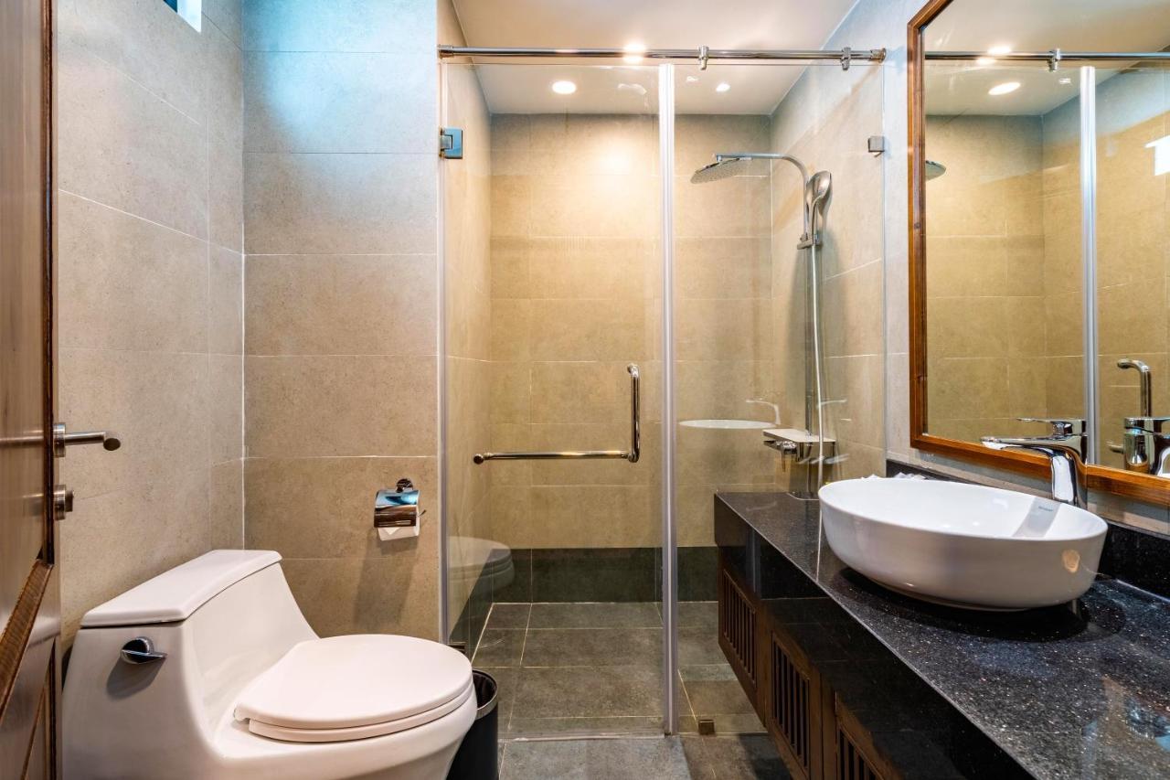 Sea Breeze Condotel Danang エクステリア 写真